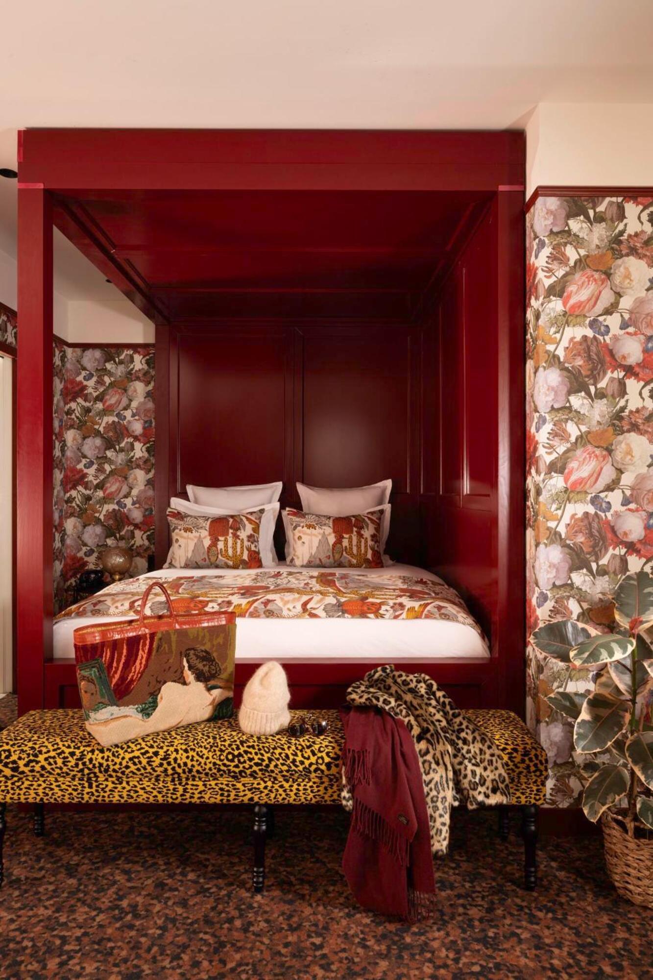 Ginette A La Folie &