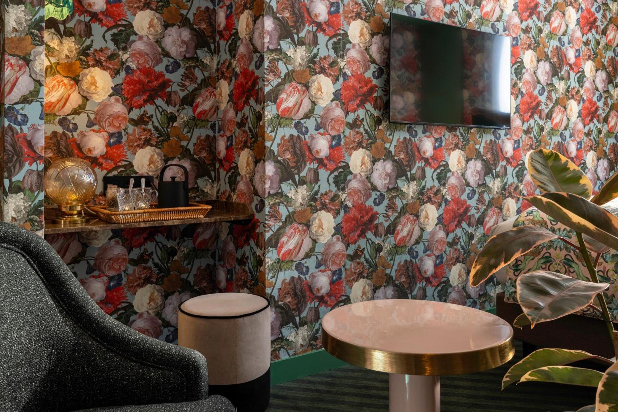 Hotel Ginette A La Folie & Paris