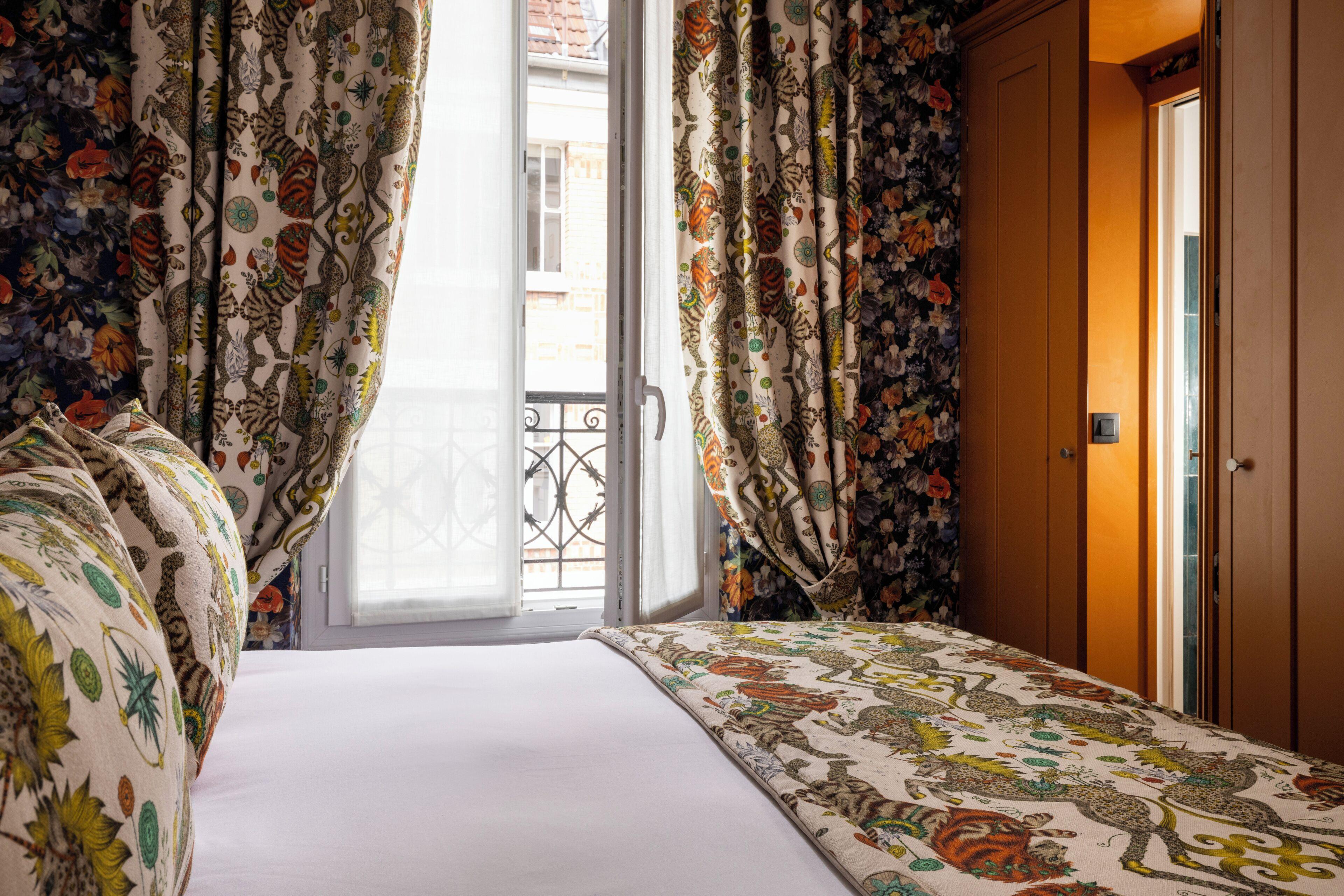 Hotel Ginette A La Folie & Paris
